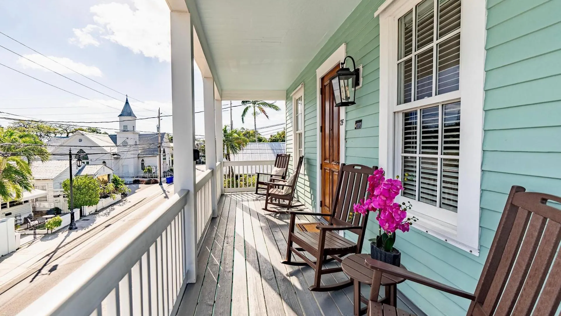 The Lighthouse Suites Key West